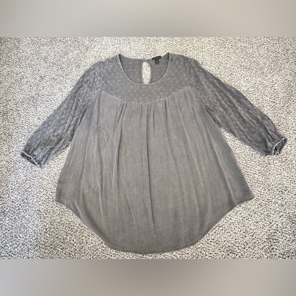 TORRID 00 0X XL Gray Washed Gauze Blouse Eyelet Detail 3/4 Sleeve R $46 - Picture 5 of 11